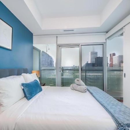 Downtown Suites Toronto Exterior photo